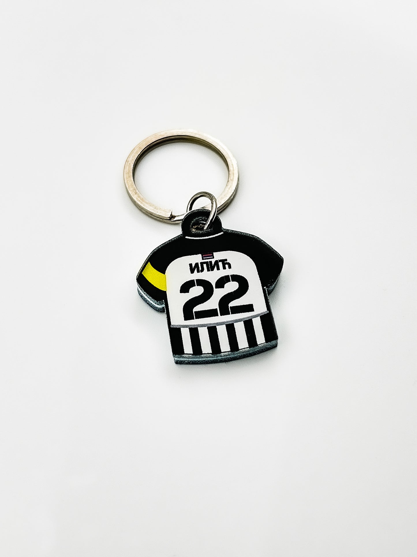 Kliritni privezak "Saša Ilić - dres"